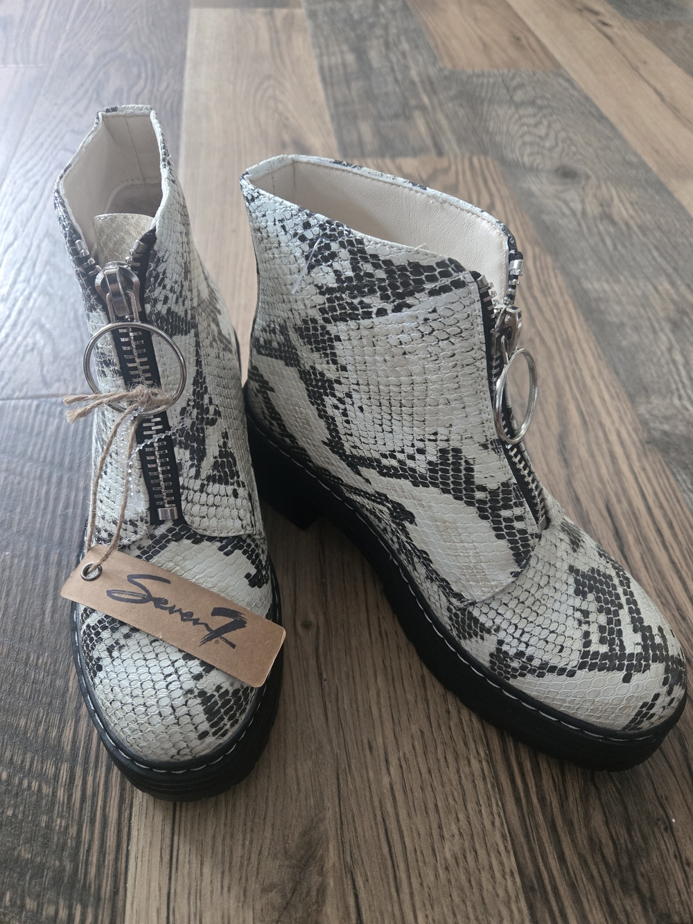 Seven7 White and Black Snake-Print Ankle Boots